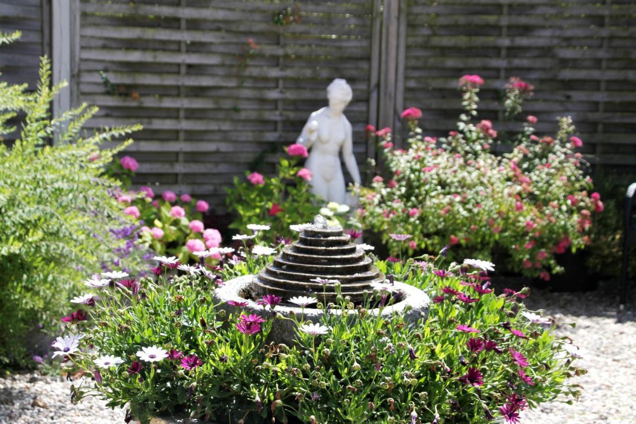 Hine Bakke Bed And Breakfast Rudkøbing Екстериор снимка
